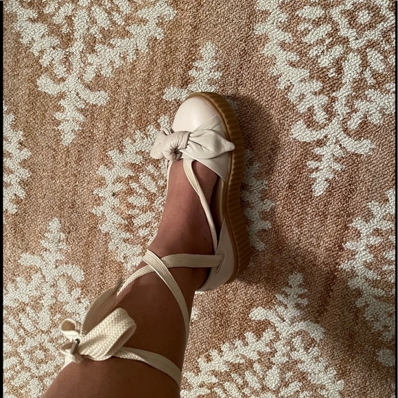 pumas - Picture 2 of 5